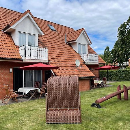 Ferienwohnungen Wiek, Haus Luv & Lee Wiek auf Rügen Buitenkant foto