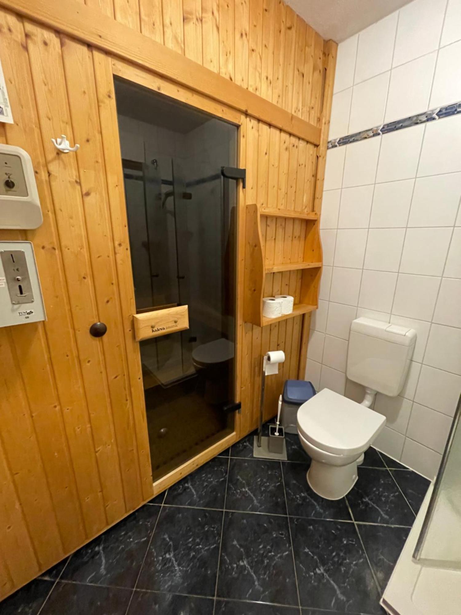Ferienwohnungen Wiek, Haus Luv & Lee Wiek auf Rügen Buitenkant foto