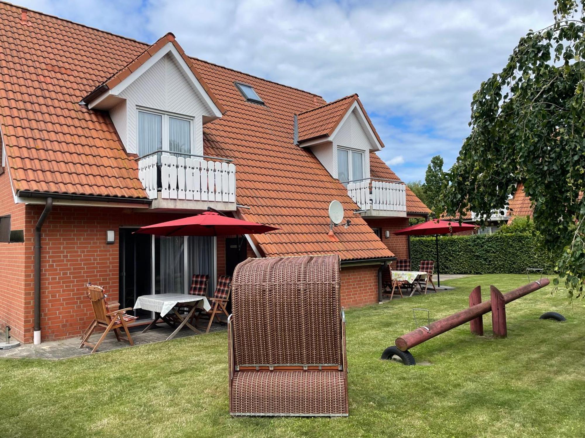 Ferienwohnungen Wiek, Haus Luv & Lee Wiek auf Rügen Buitenkant foto