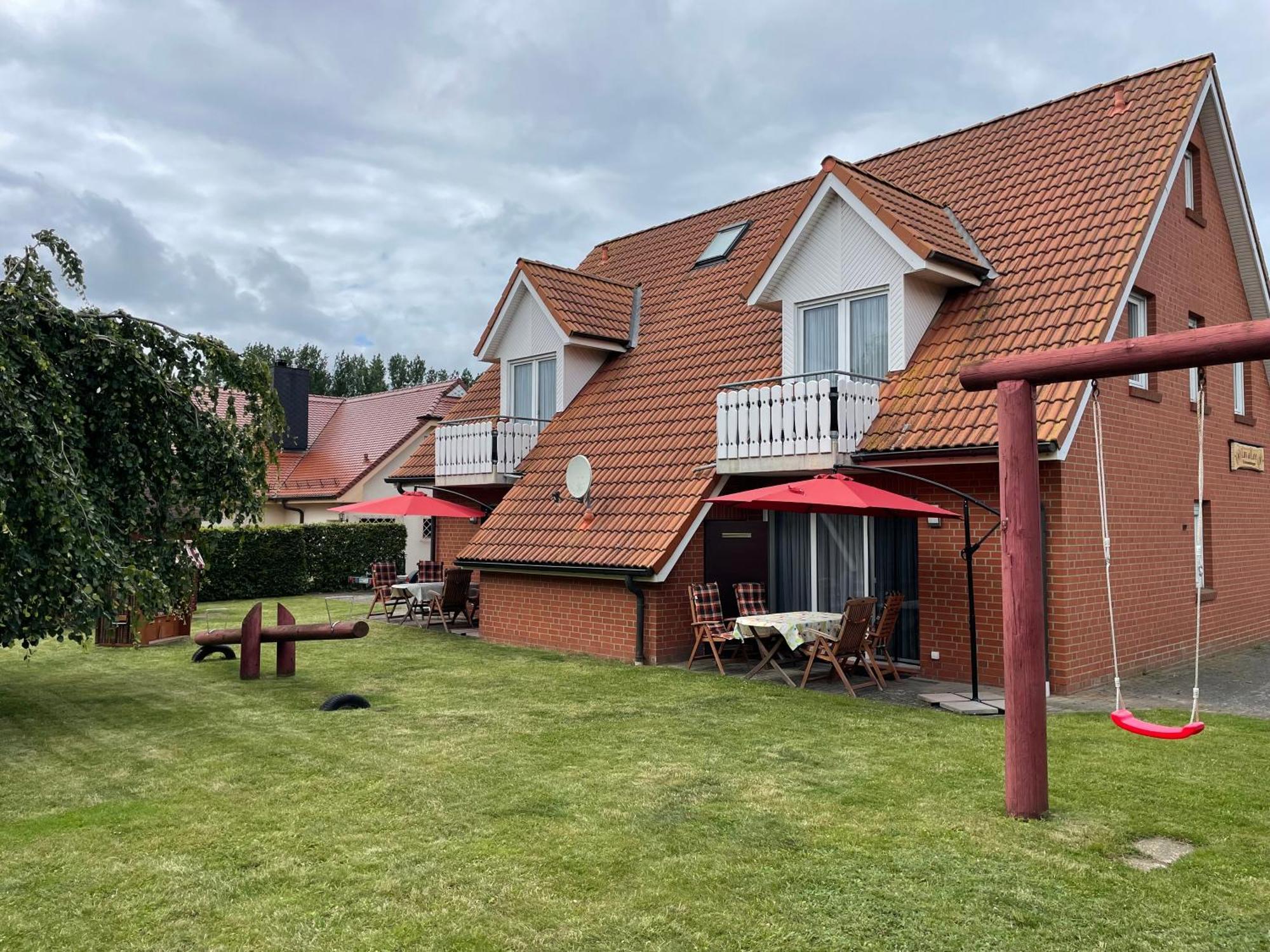 Ferienwohnungen Wiek, Haus Luv & Lee Wiek auf Rügen Buitenkant foto